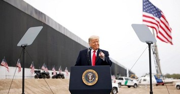 Tổng thống Trump thăm bức tường biên giới Mỹ-Mexico