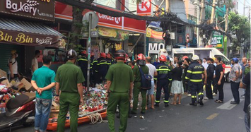 TP HCM: Ít nhất 8 người gặp nạn trong vụ sập sàn cửa hàng tiện lợi