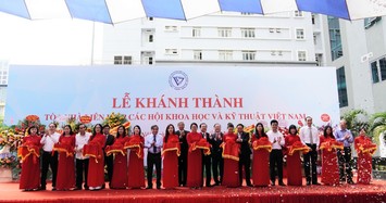 Nhiều lãnh đạo ban, ngành chúc mừng Khánh thành trụ sở VUSTA