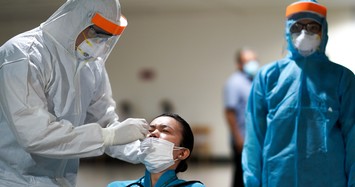 Việt Nam có hơn 20.000 người được tiêm chủng vaccine COVID-19 