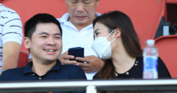 Hình ảnh thiếu gia Đỗ Quang Vinh ngồi bên người yêu tin đồn Hoa hậu Đỗ Mỹ Linh  