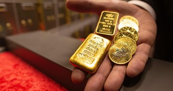 Giá vàng hôm nay: Giá vàng tiếp tục giảm mạnh 