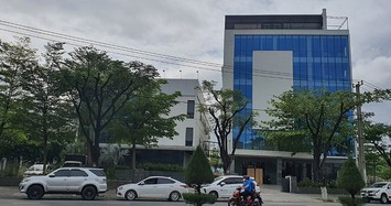 Bệnh viện Hoà Hảo cao 7 tầng giữa Đà Nẵng xây không phép