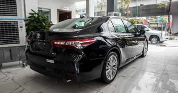 Chi tiết Toyota Camry XLE nhập Mỹ hơn 2,6 tỷ tại Việt Nam