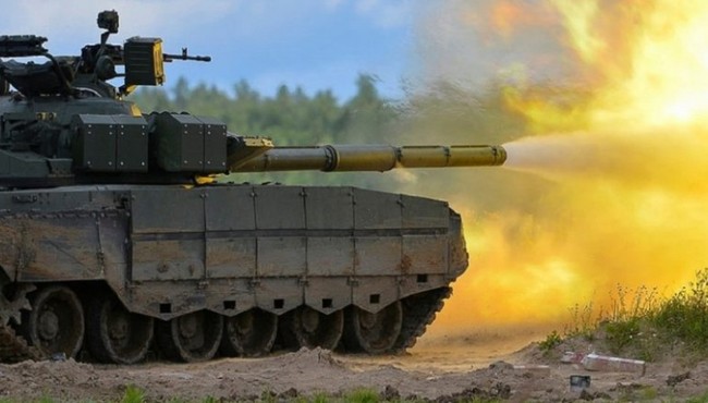 Pháo Burlak mới được lắp trên xe tăng chiến đấu T-80 của Nga mạnh thế nào?