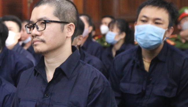 Nguyễn Thái Luyện ra tòa vì tội lừa đảo vẫn có những phát ngôn gây sốc  