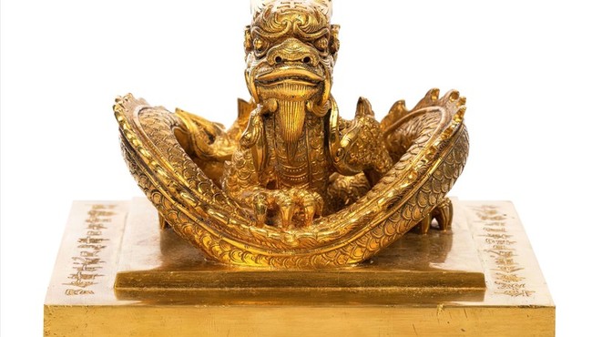 Nước ngoài đấu giá loạt cổ vật quý giá của Việt Nam gây xôn xao 