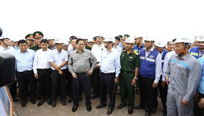 Thủ tướng Phạm Minh Chính kiểm tra tiến độ dự án Cảng Hàng không quốc tế Long Thành 