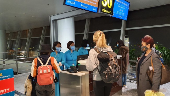 Vietnam Airlines vận chuyển gần 600 công dân châu Âu hồi hương trong dịch COVID-19