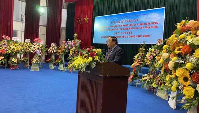 Ba mươi năm xây dựng và trưởng thành của Hội K&CN Hàng không Việt Nam