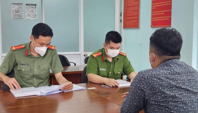 Nhân viên Công ty Đại An Lộc bị xử phạt vì rao bán dự án 'ma'