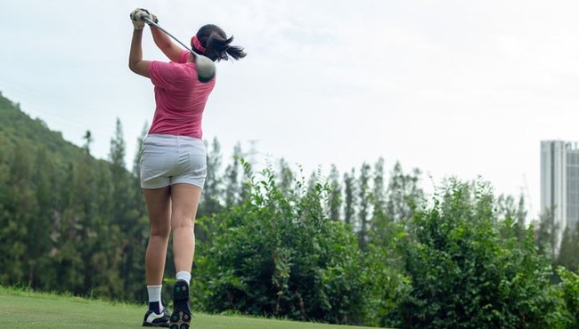 Hàn Quốc: Dịch vụ mại dâm đội lốt bạn chơi golf