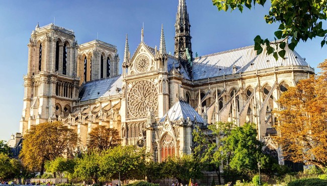 Nhà thờ Đức Bà Paris và bí mật chôn giấu trăm năm
