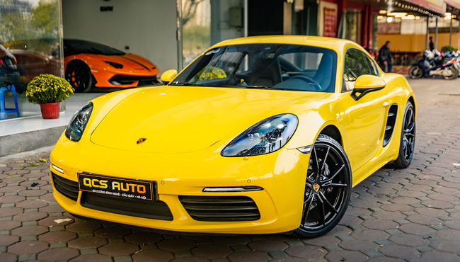 Porsche 718 Cayman chạy 3 năm được rao bán gần 5 tỷ ở Hà Nội