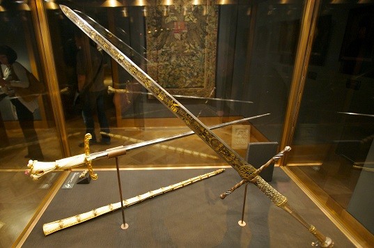 Đây là những vũ khí chết chóc nổi tiếng nhất thời Trung Cổ
