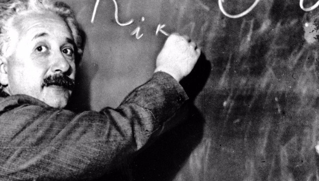 Ai dám đánh cắp bộ não của thiên tài Albert Einstein?