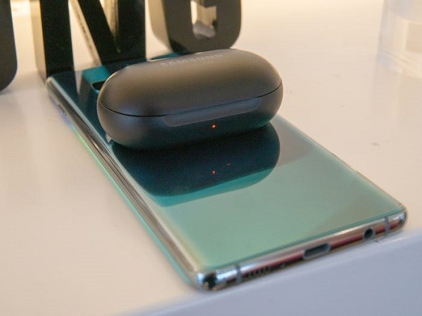 Man hinh dep, cam chat: Loat diem cong giup Samsung Galaxy S20 “qua mat” iPhone-Hinh-10