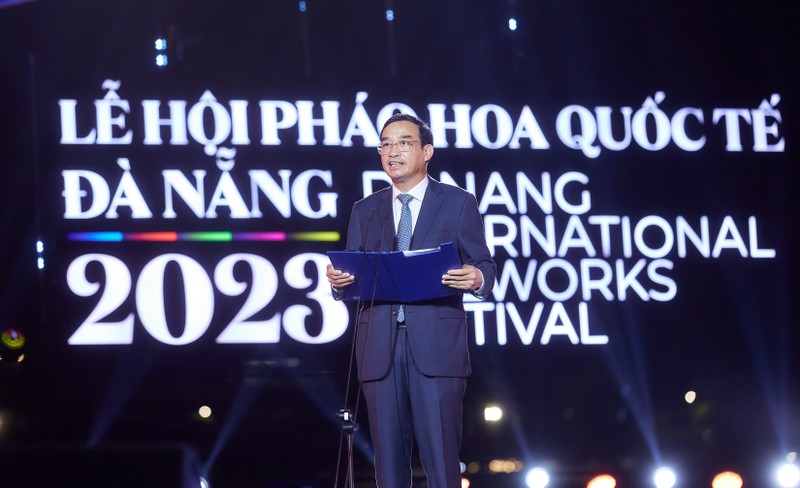 An tuong khai mac Le hoi Phao hoa Quoc te Da Nang 2023-Hinh-2