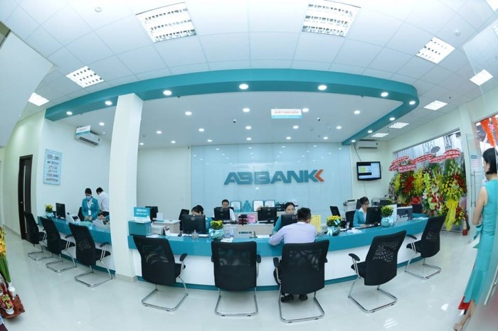 ABB ve sat menh gia, ABBank sap phat hanh co phieu tra co tuc 10%
