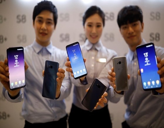 Smartphone Samsung se bi sut gia ban-Hinh-2