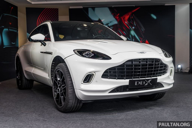 Can canh SUV Aston Martin DBX gia hon 20 ty dong