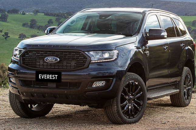 Ford Everest Sport 2021 gia tu 1,1 ty co gi dac biet?