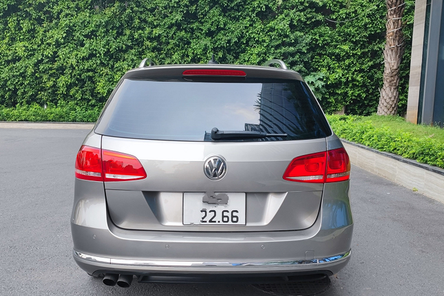 Volkswagen Passat 2015 chay gan 10 nam rao ban hon 900 trieu-Hinh-4