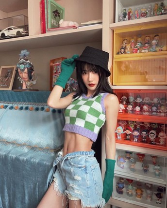 Hotgirl Tran Uong khoe body van nguoi thich-Hinh-3